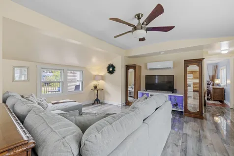 73 Rachael Circle Goffstown NH 03045