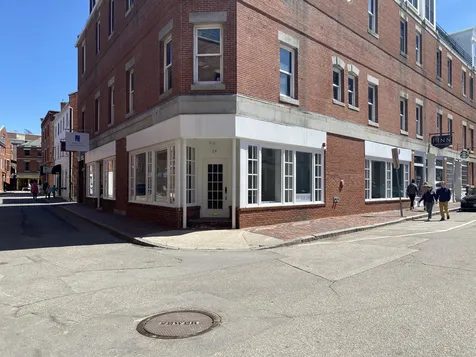 24 Ladd Street Portsmouth NH 03801