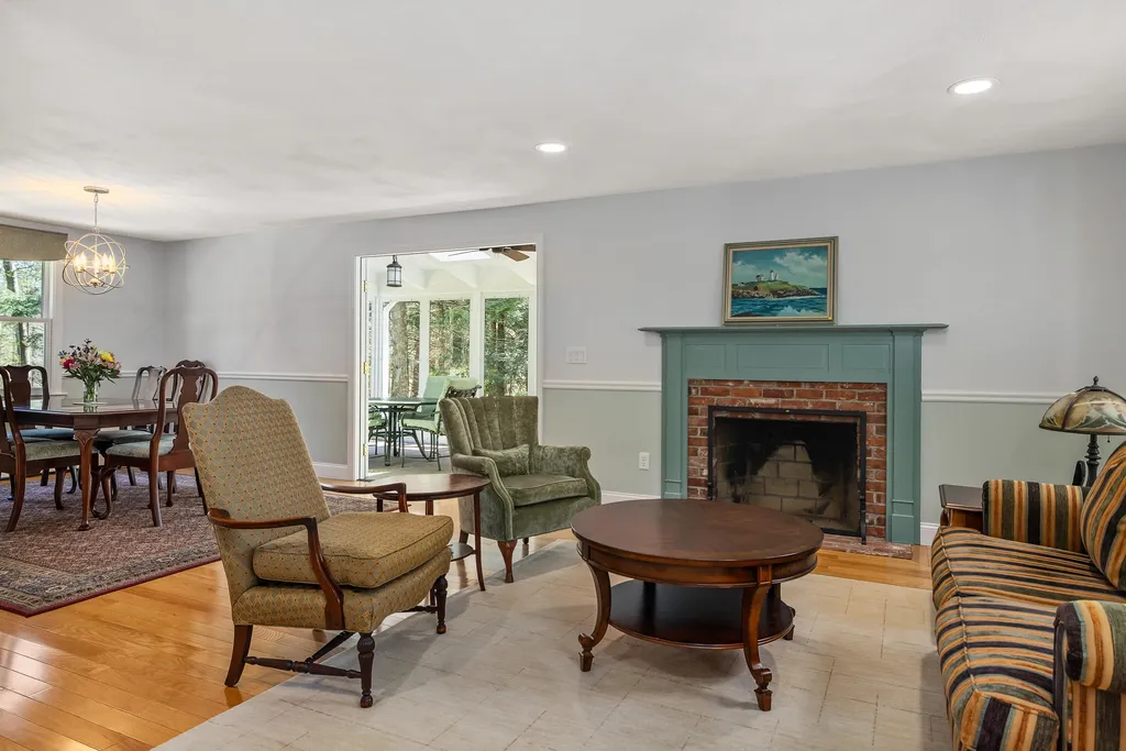 26 Fern Avenue Rye NH 03870