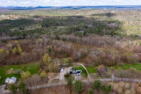 123 Dry Hill Road Rochester NH 03867