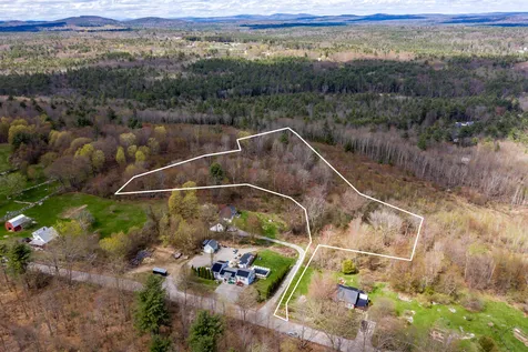 123 Dry Hill Road Rochester NH 03867