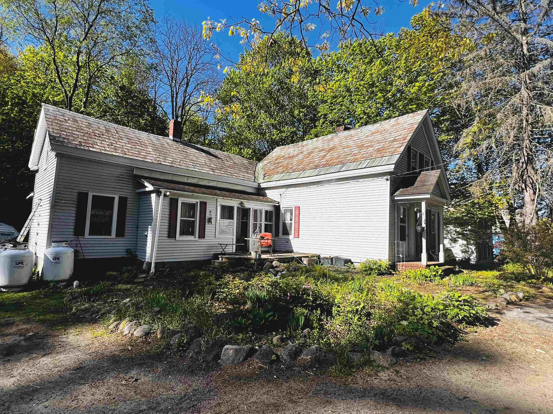 22 Snow Avenue Hinsdale NH 03451