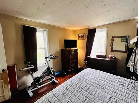 22 Snow Avenue Hinsdale NH 03451