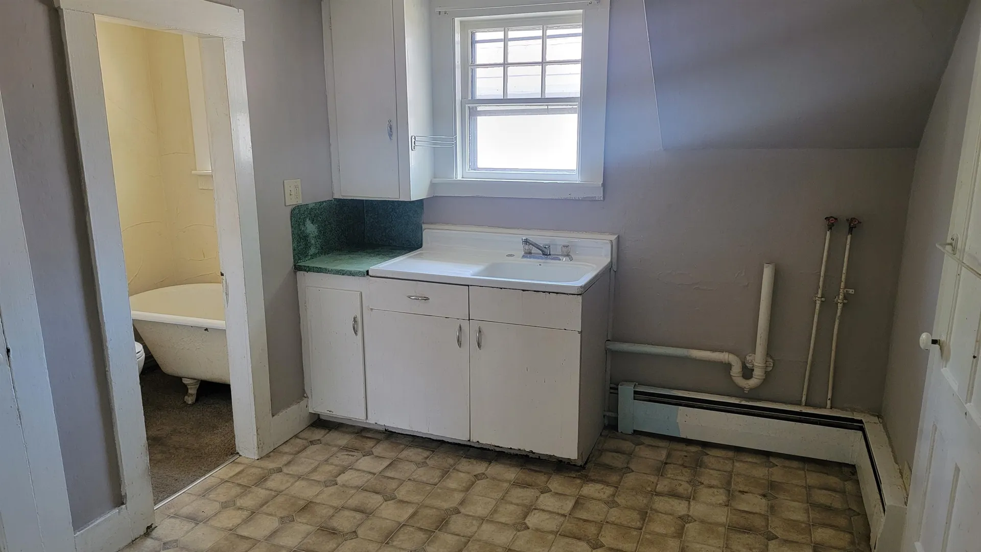 128 Pearl Street Claremont NH 03743