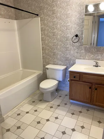 10 Kellogg Road Essex Junction VT 05452