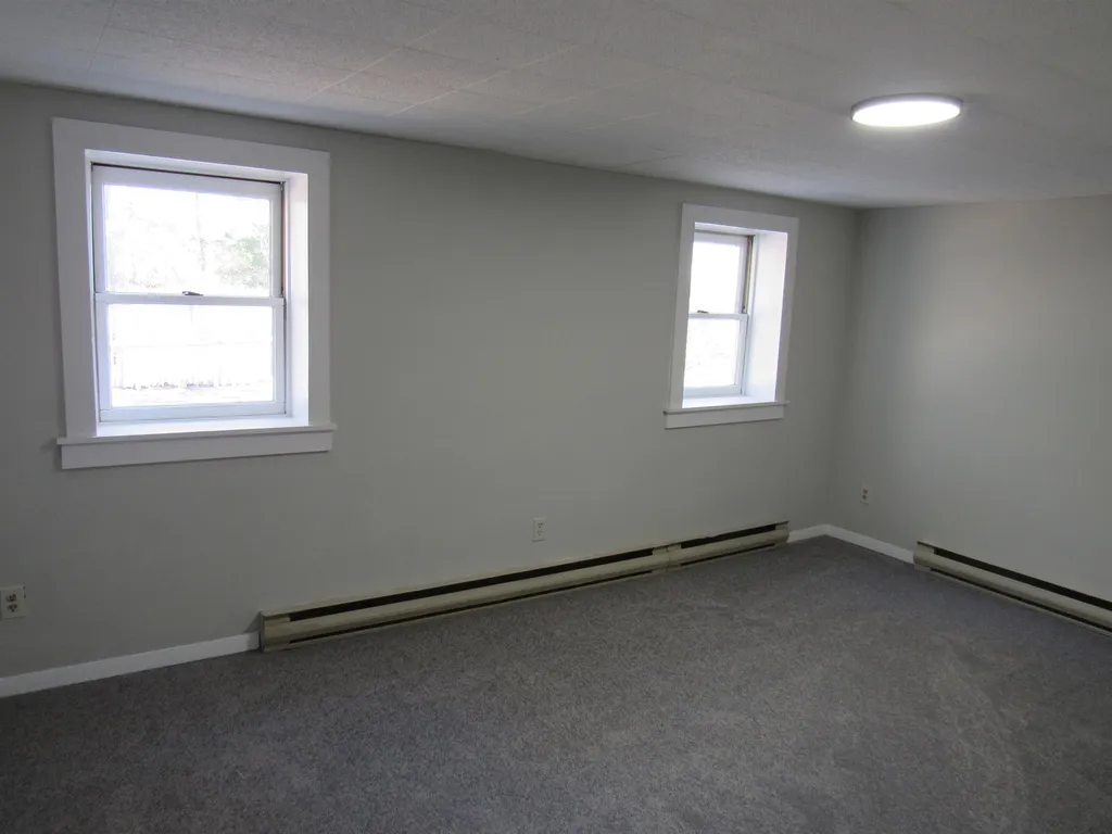 13 Morrison Avenue Salem NH 03079