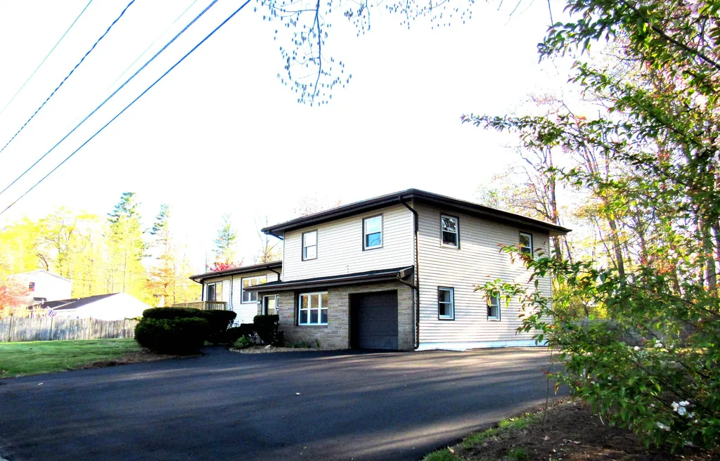 13 Morrison Avenue Salem NH 03079