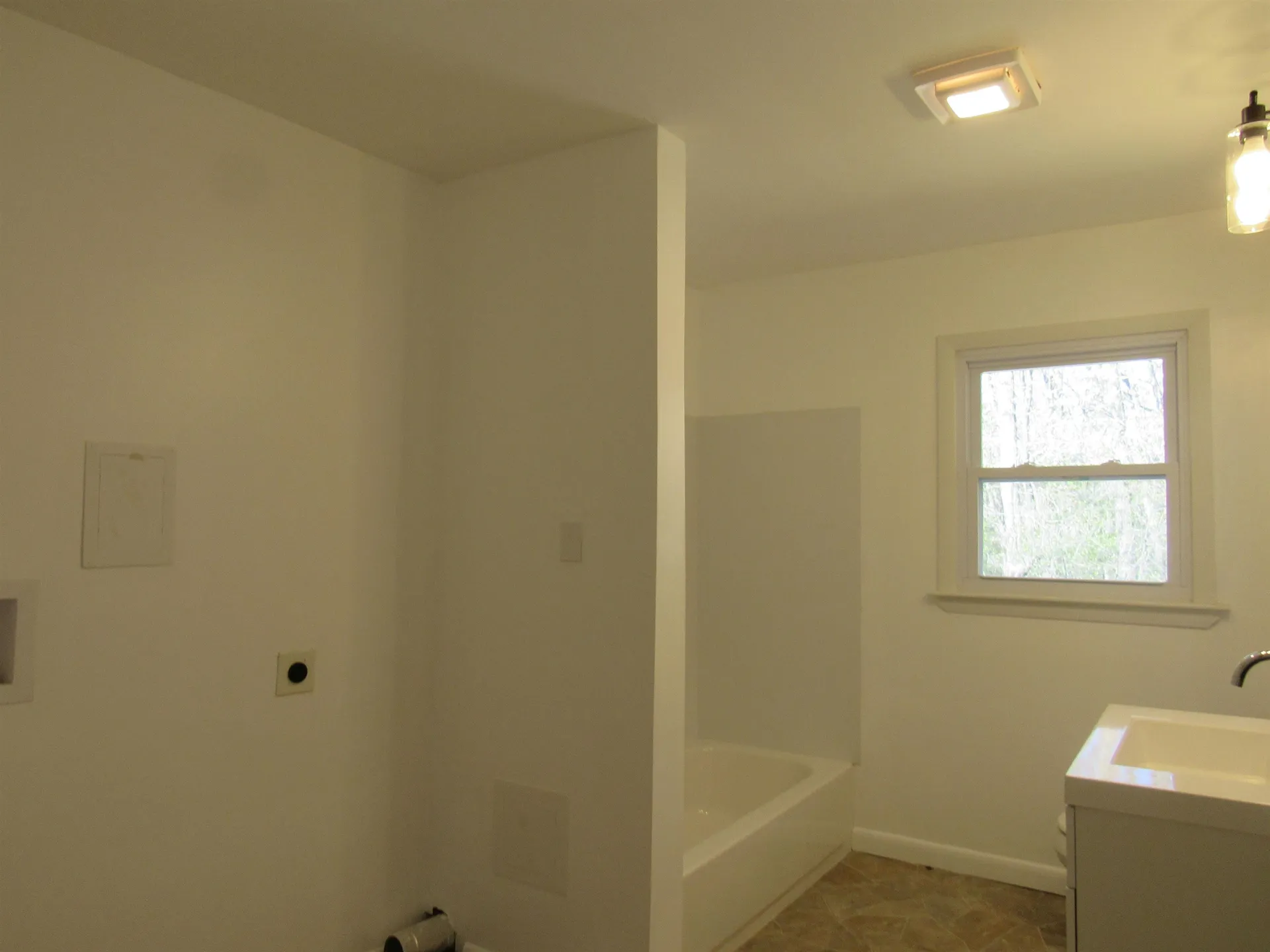 13 Morrison Avenue Salem NH 03079