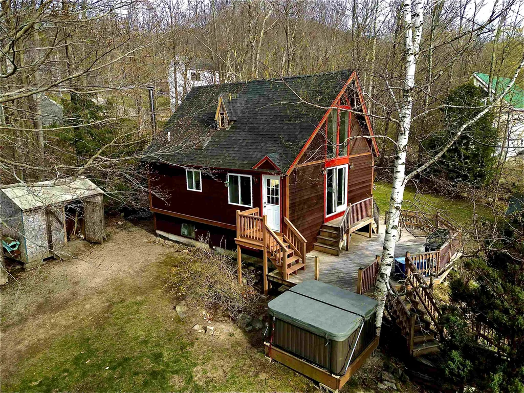 33 Larry Drive Alton NH 03810