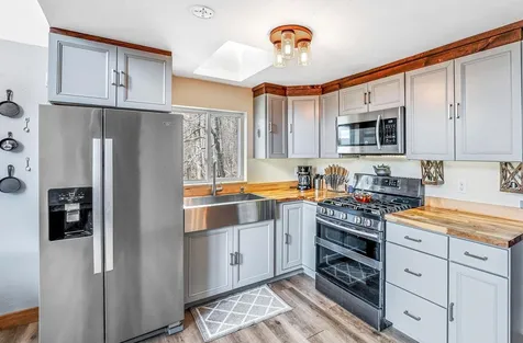 33 Larry Drive Alton NH 03810