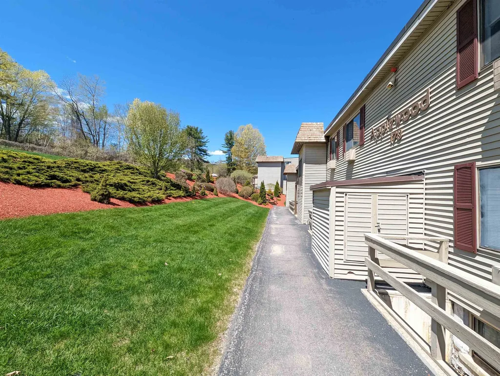 178 Treetop Circle Laconia NH 03246