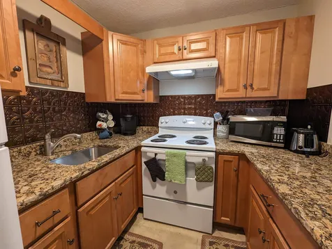 178 Treetop Circle Laconia NH 03246
