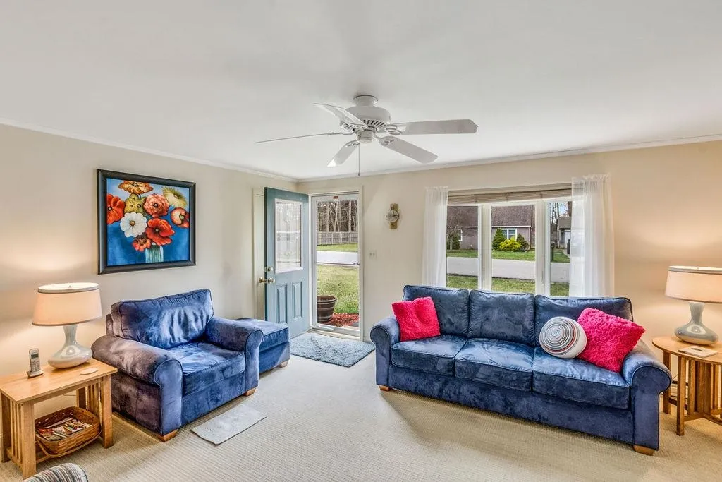 26 Corson Street Rochester NH 03867-2409