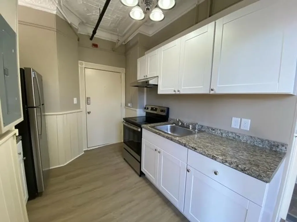 1 Pleasant Street Claremont NH 03743