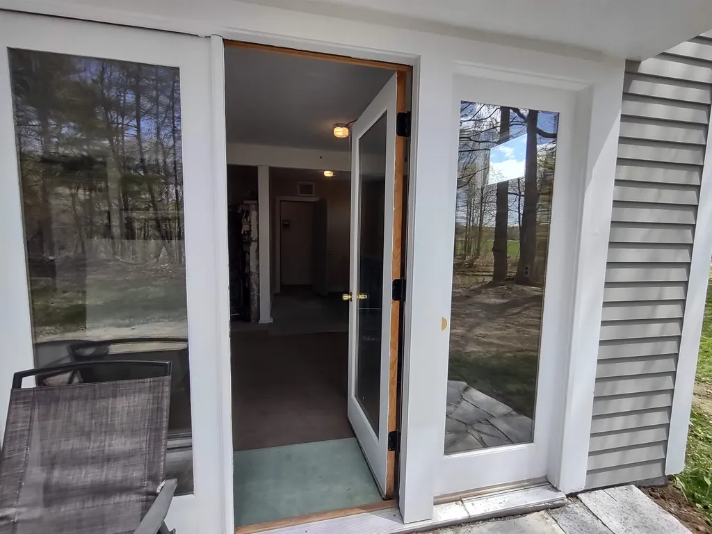 22 Henderson Road Sandwich NH 03227