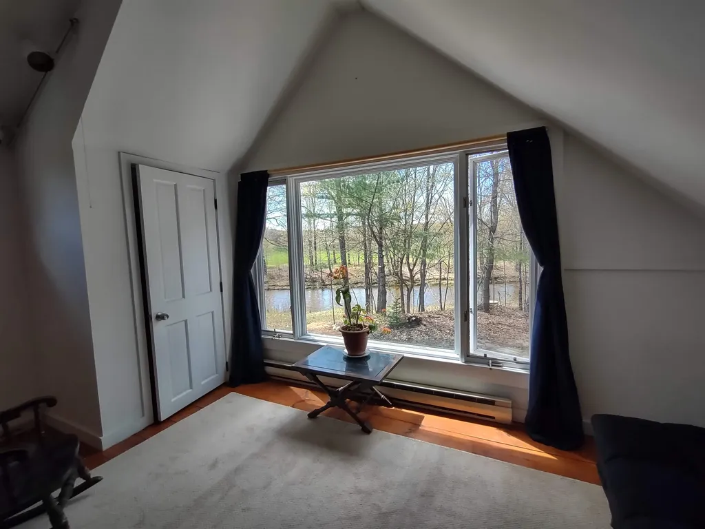 22 Henderson Road Sandwich NH 03227