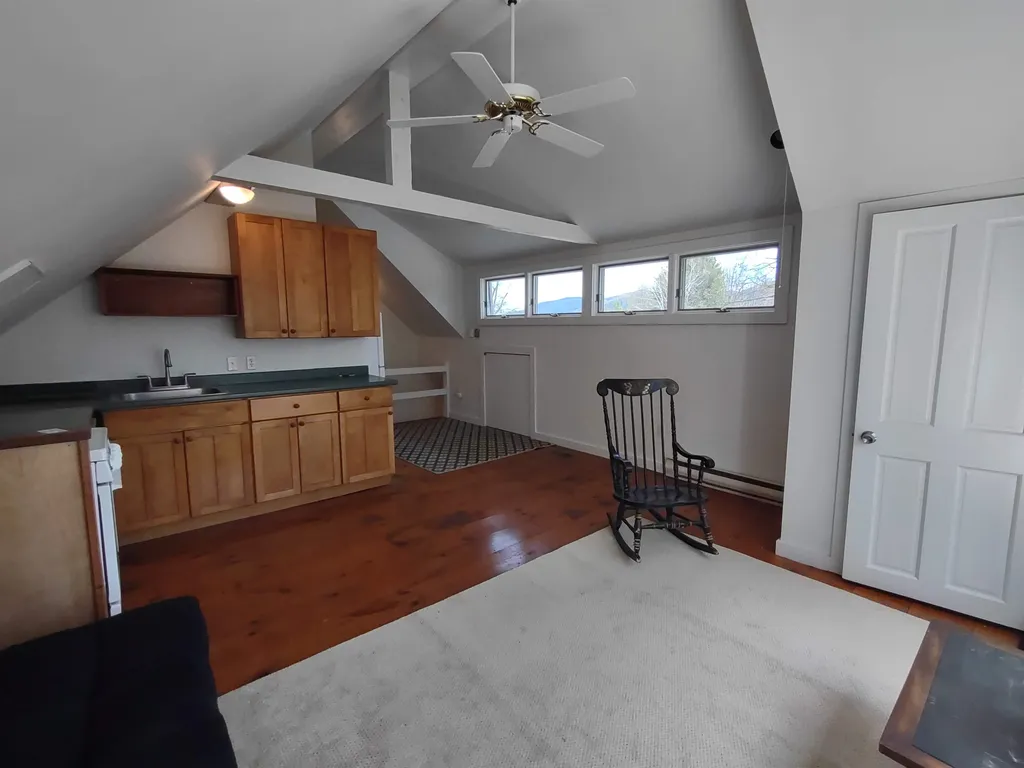 22 Henderson Road Sandwich NH 03227