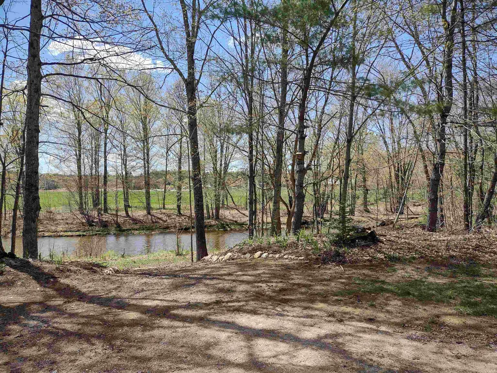 22 Henderson Road Sandwich NH 03227