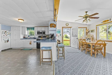 65 Sweeney Farm North Road Georgia VT 05478