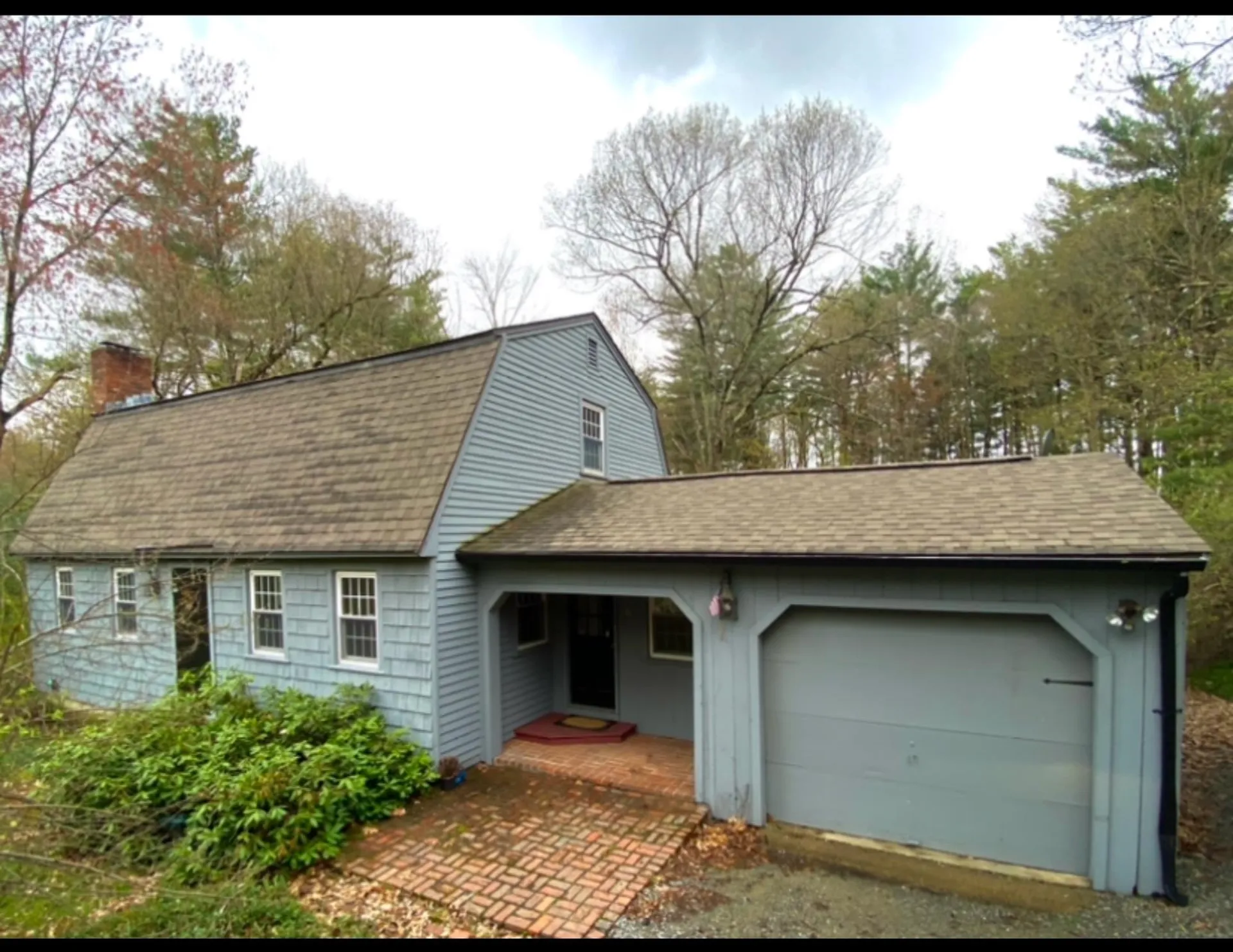 16 Pettingale Road Amherst NH 03031