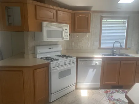 107 Sherwood Glen Road Somersworth NH 03878