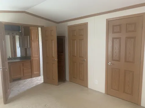 107 Sherwood Glen Road Somersworth NH 03878