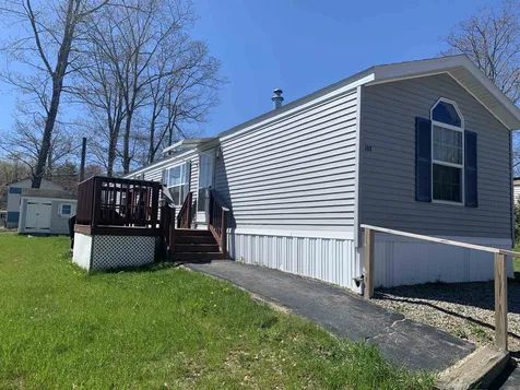 107 Sherwood Glen Road Somersworth NH 03878