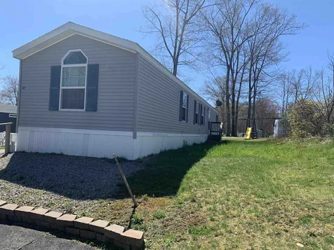 107 Sherwood Glen Road Somersworth NH 03878