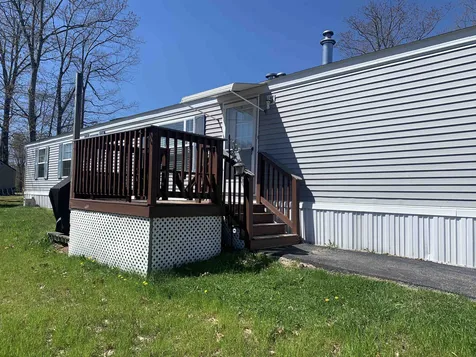 107 Sherwood Glen Road Somersworth NH 03878