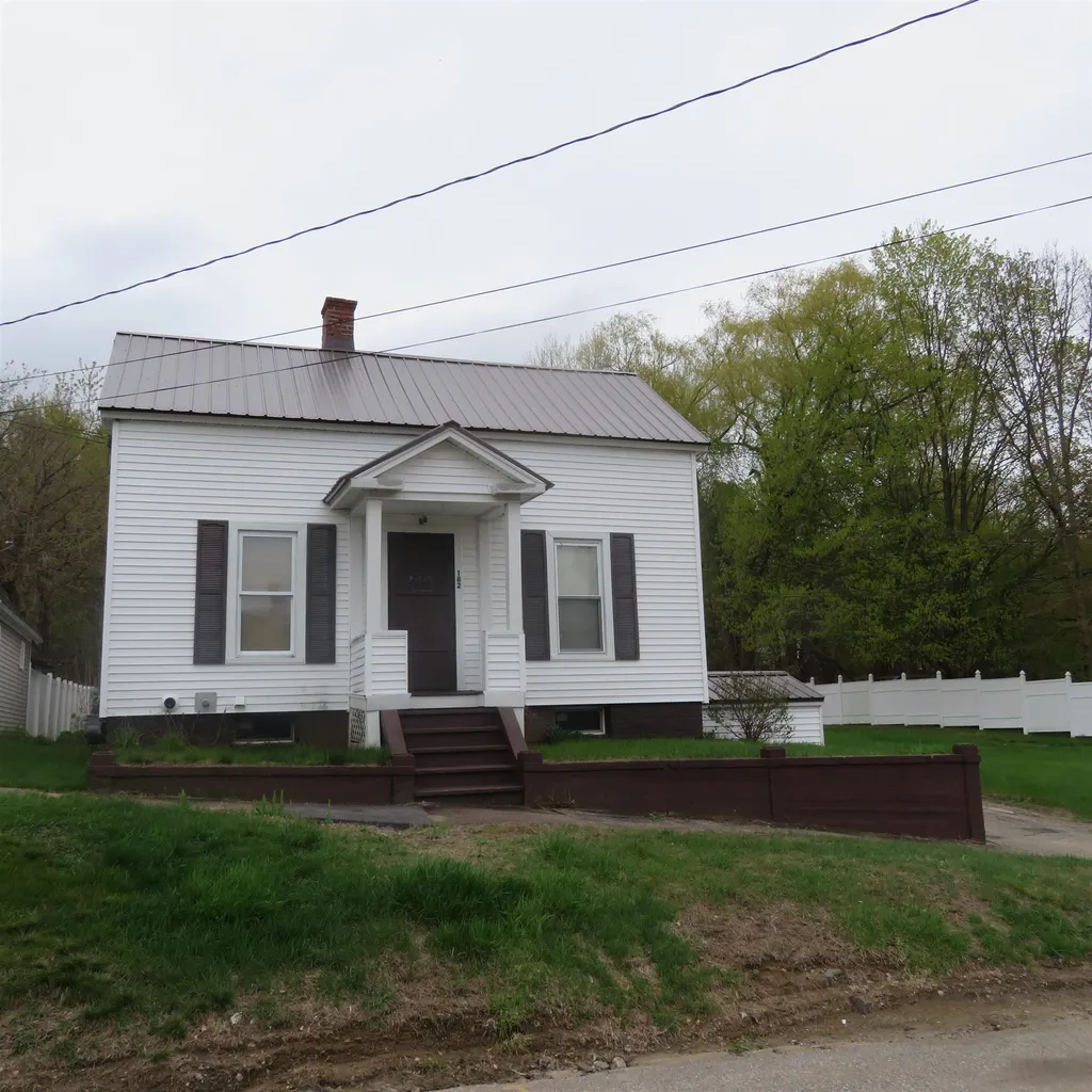 182 Franklin Street Franklin NH 03235