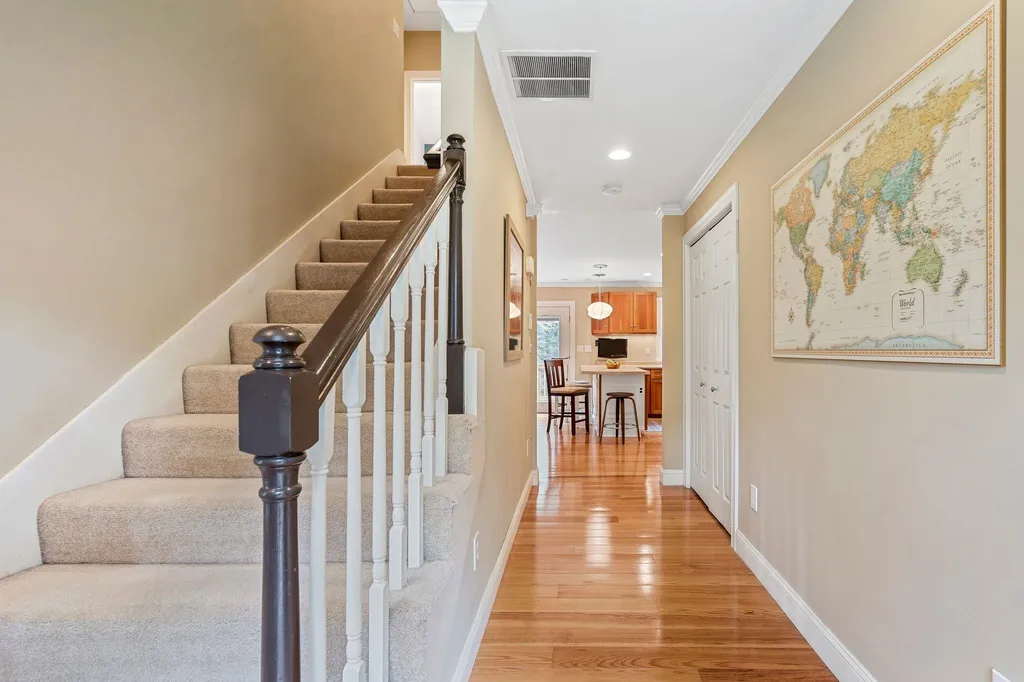 8 Toppan Lane Hampton Falls NH 03844