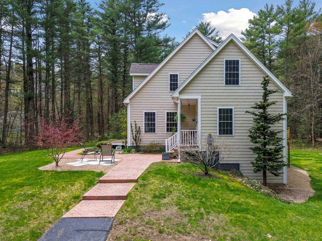 8 Toppan Lane Hampton Falls NH 03844