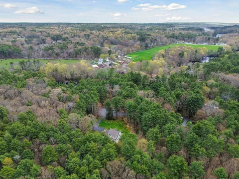 8 Toppan Lane Hampton Falls NH 03844