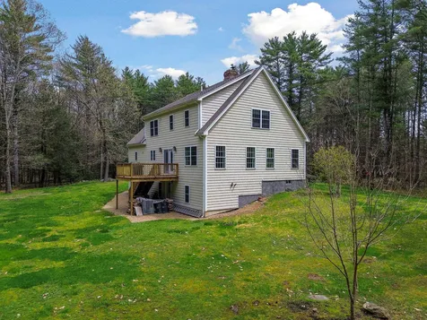 8 Toppan Lane Hampton Falls NH 03844