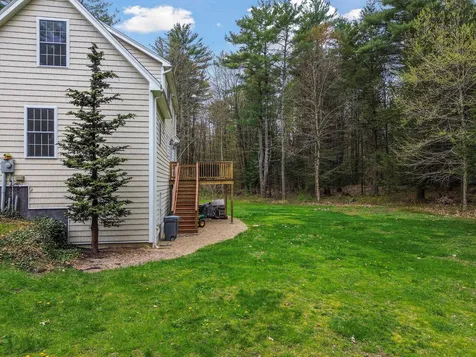 8 Toppan Lane Hampton Falls NH 03844