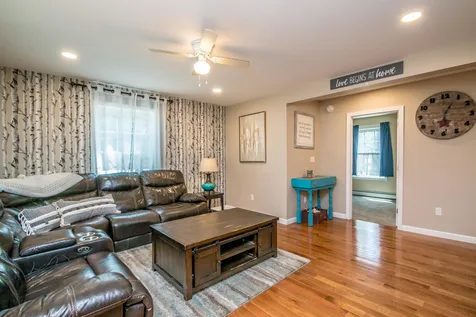 6 Christopher Street Fryeburg ME 04037