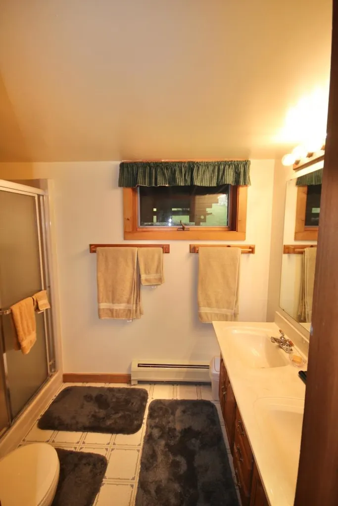 26 Bird Hill Hartland VT 05048