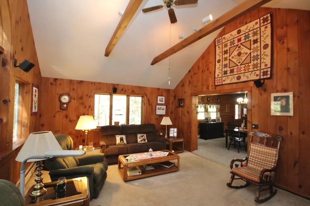26 Bird Hill Hartland VT 05048