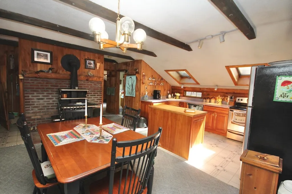 26 Bird Hill Hartland VT 05048