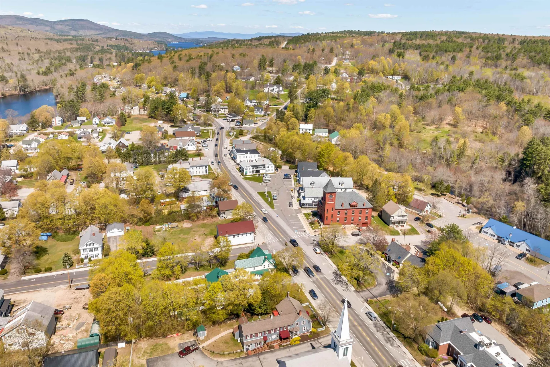 103 Main Street Alton NH 03809