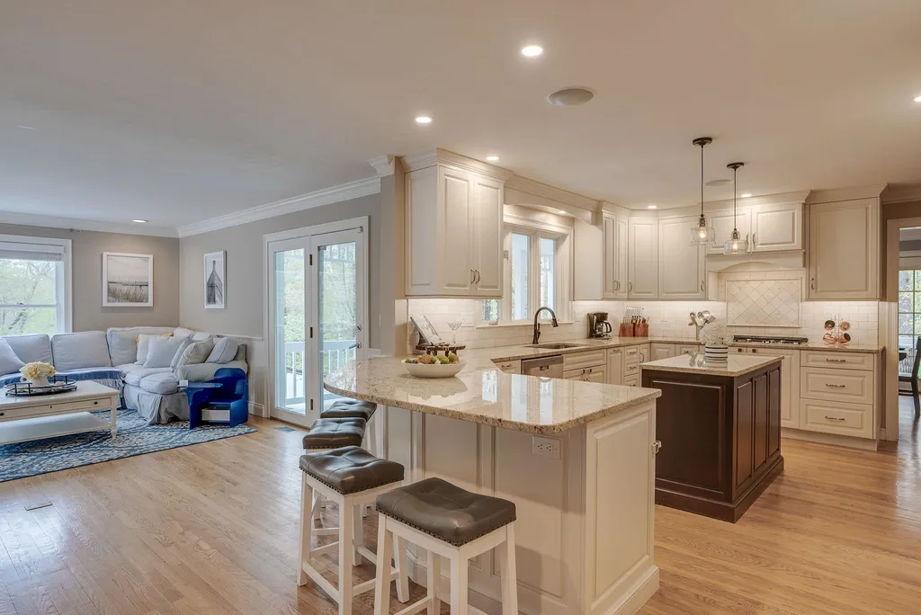 47 Hawk Drive Bedford NH 03110