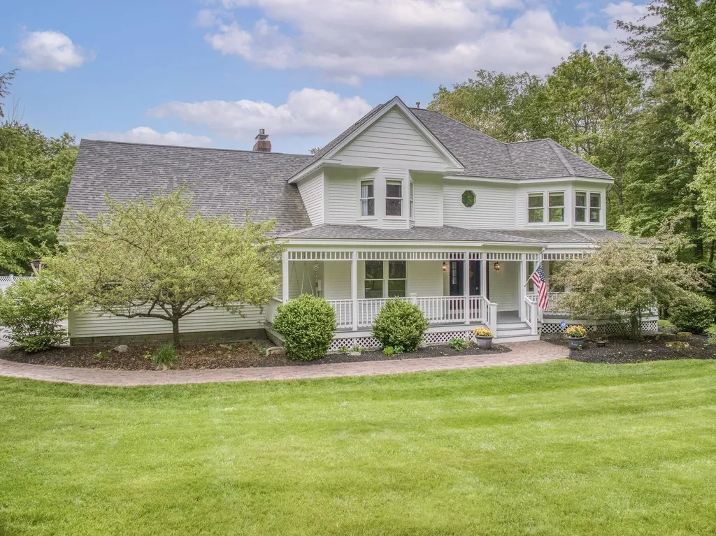47 Hawk Drive Bedford NH 03110