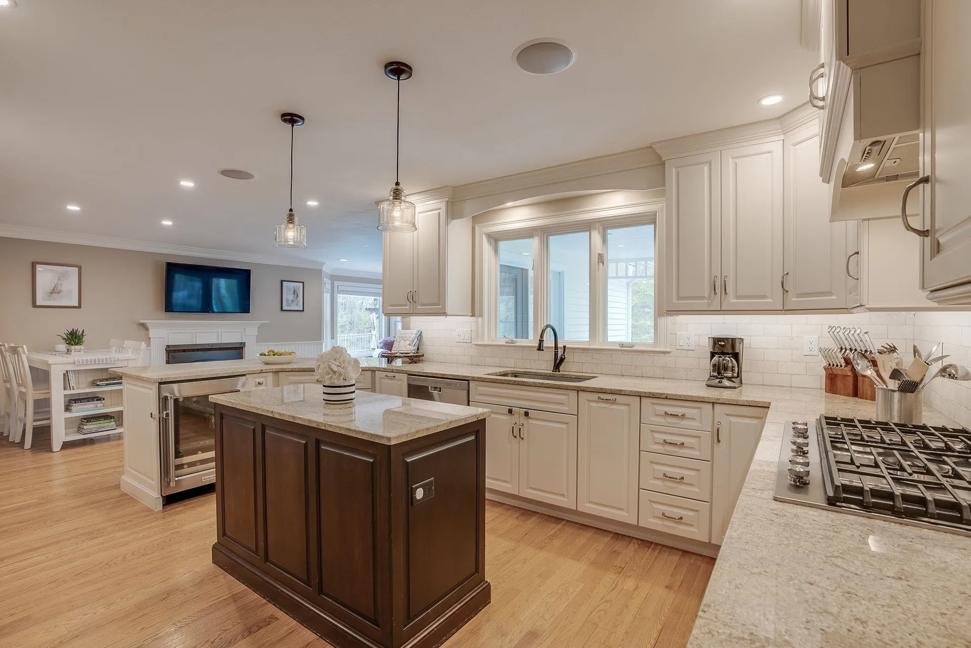 47 Hawk Drive Bedford NH 03110
