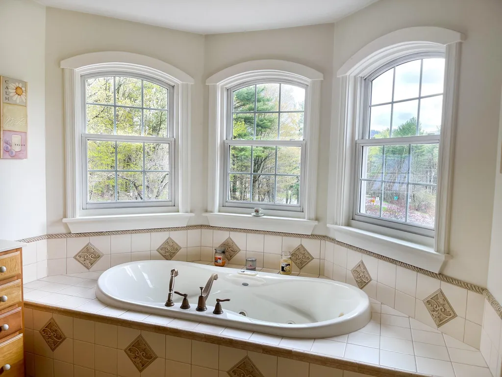 1081 Pond Road Hinesburg VT 05461