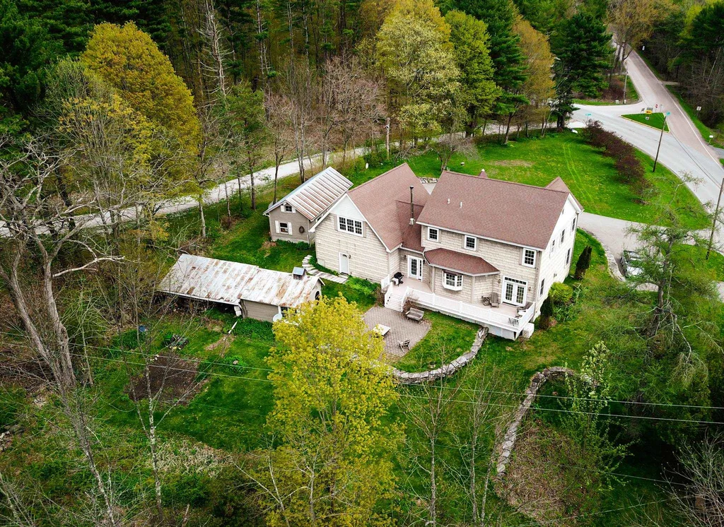 1081 Pond Road Hinesburg VT 05461