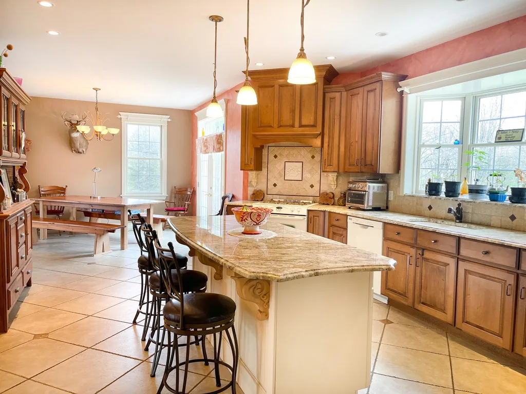 1081 Pond Road Hinesburg VT 05461