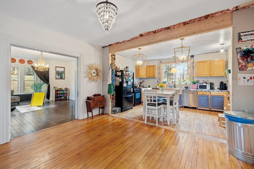 56 Greenwood Street Whitefield NH 03598