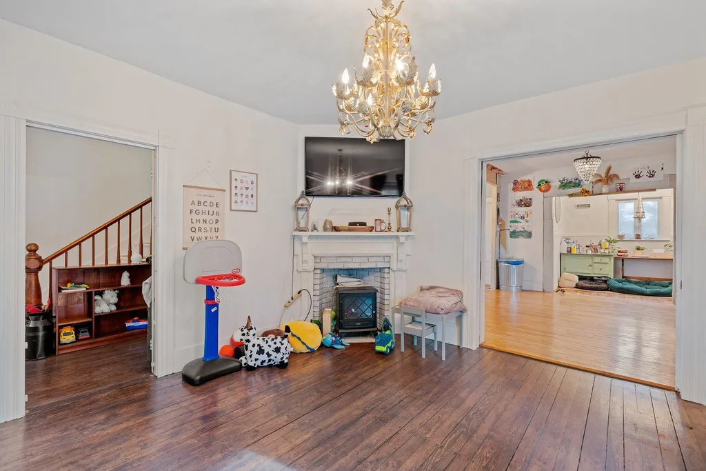 56 Greenwood Street Whitefield NH 03598