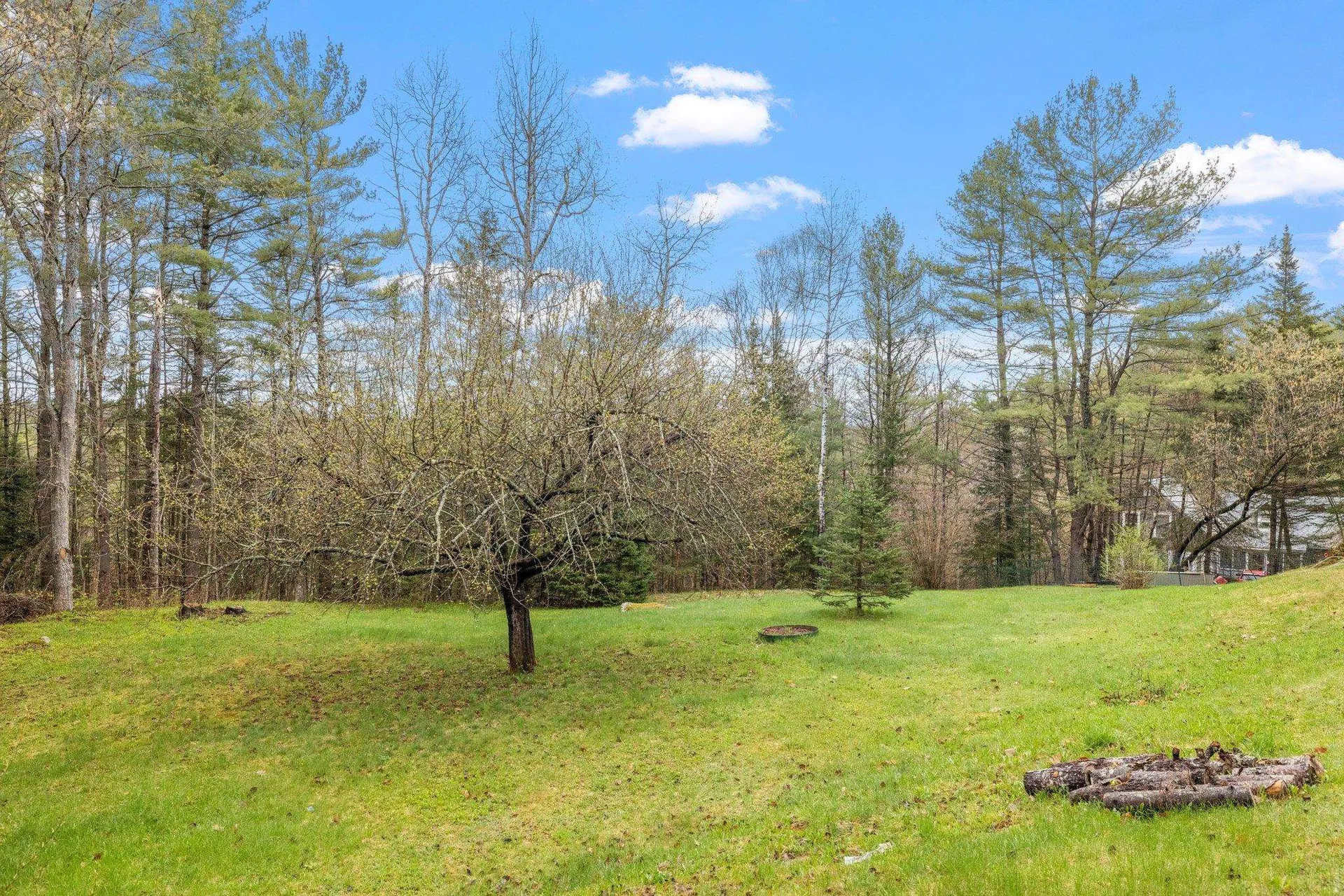 56 Greenwood Street Whitefield NH 03598