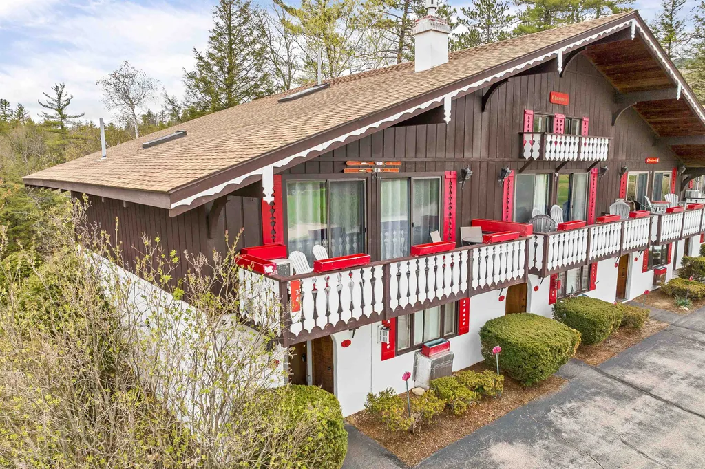 34 Linderhof Golf Course Road Bartlett NH 03838